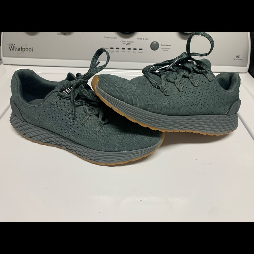 Nobull Ripstop runners.